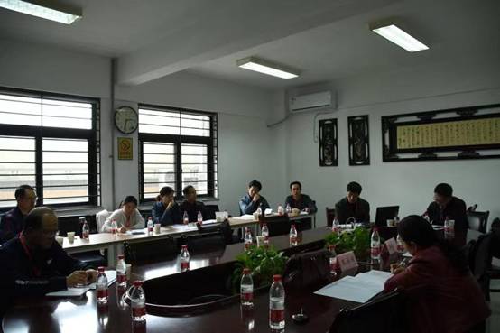 bcf904861f44666624b8762af1106be