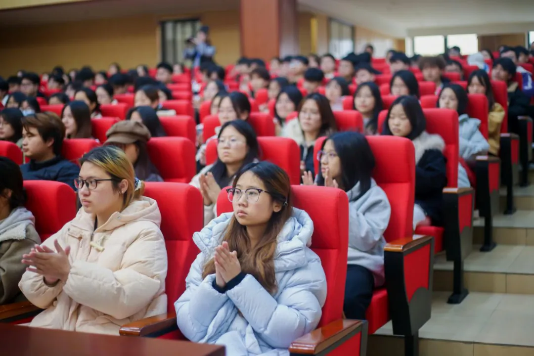 开学第一课 | 每一个人都是主角，共赴“十五五”之约
