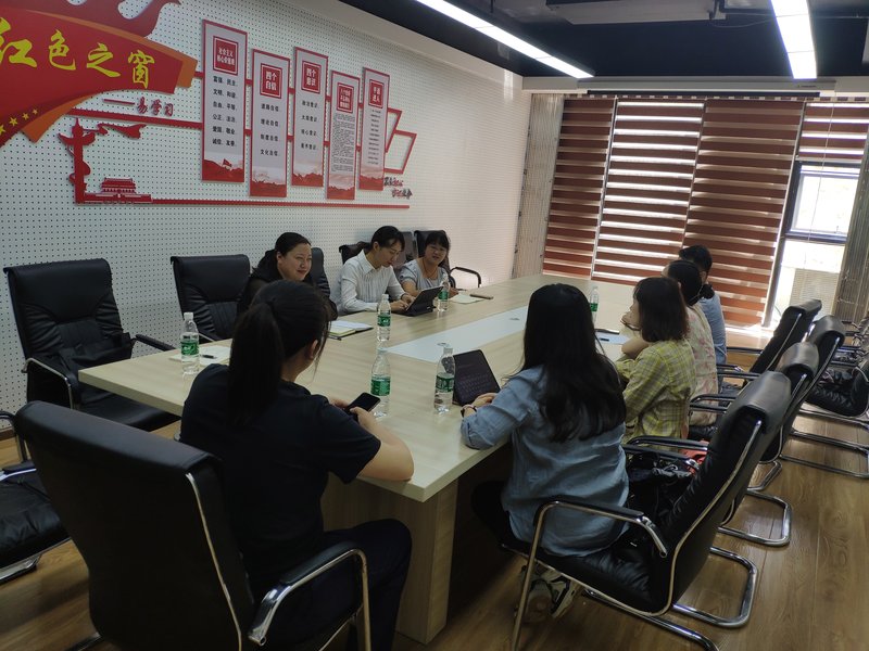 左丹副校长带领beat365名师工作室成员到贵州大学明德学院开展调研2